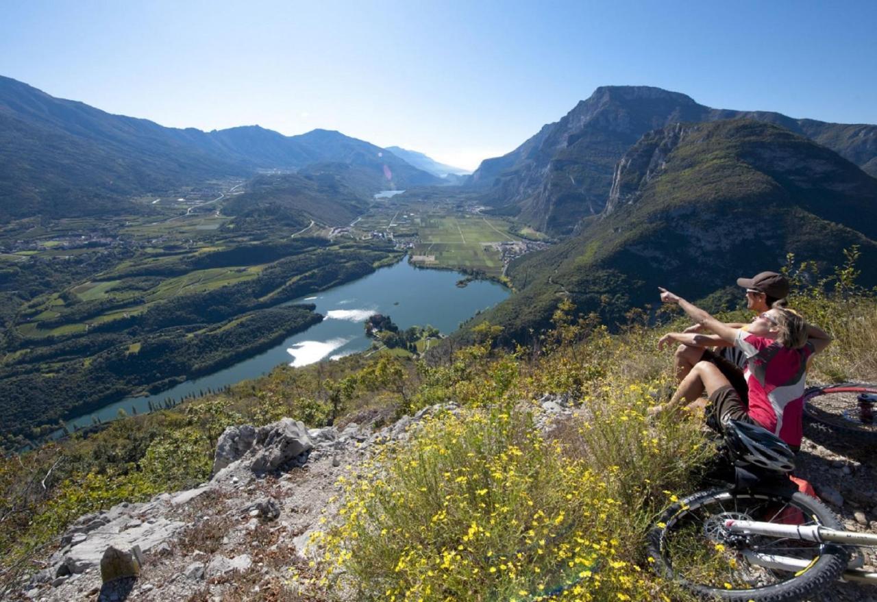 Appartamento Valle Dei Laghi Calavino Екстериор снимка